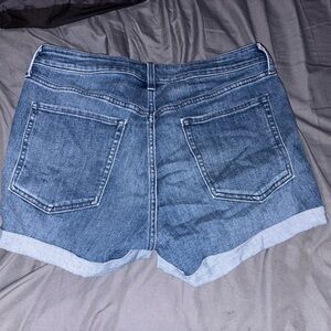 Old navy shorts size 12